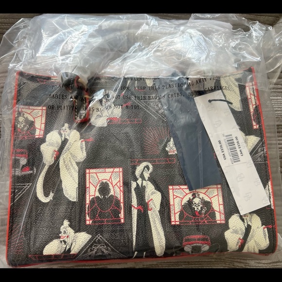 Disney Cruella De Vil Crossbody Bag by Dooney & Bourke - Picture 3 of 7